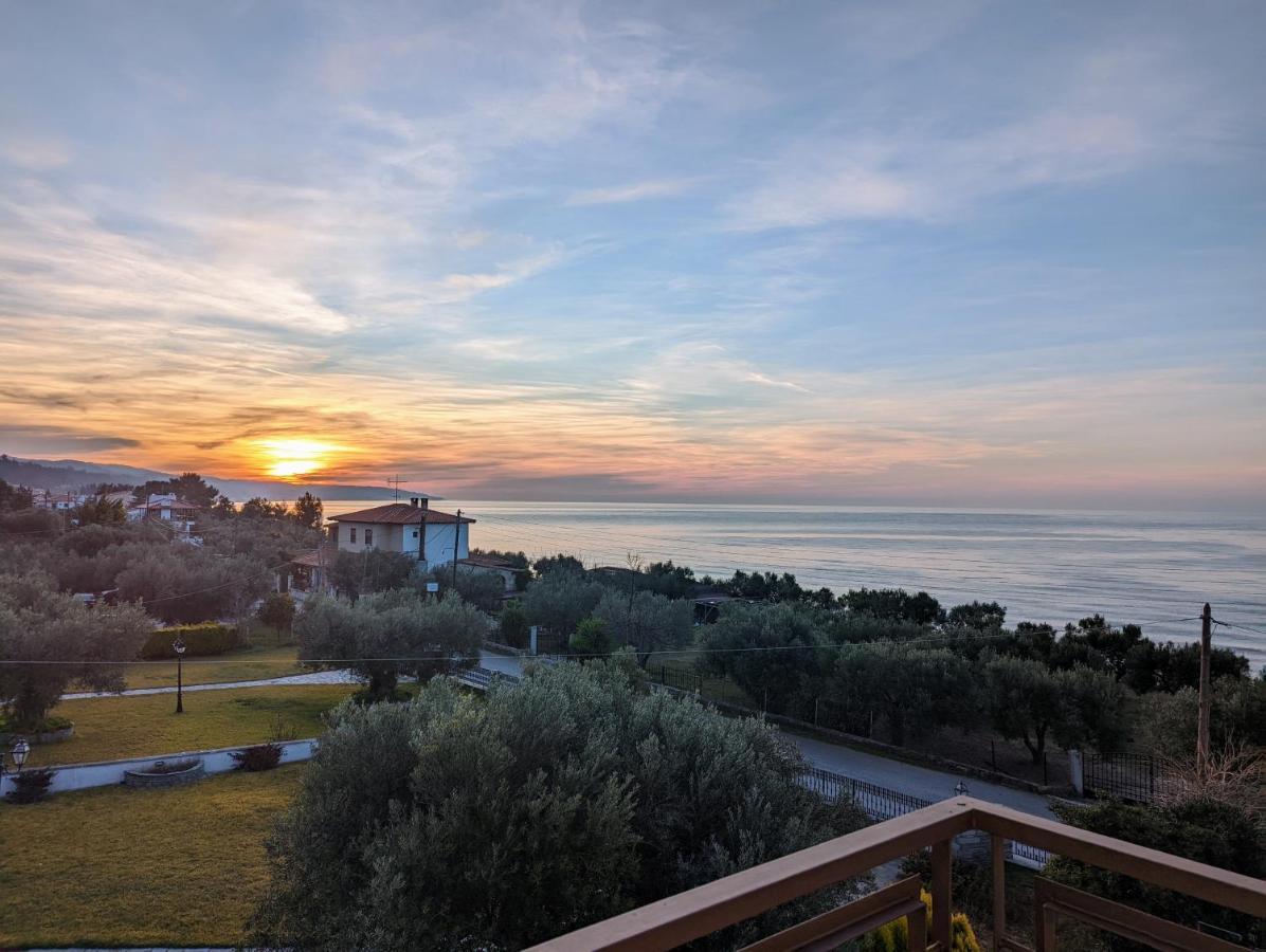 Holiday home Lichnides Maisonette