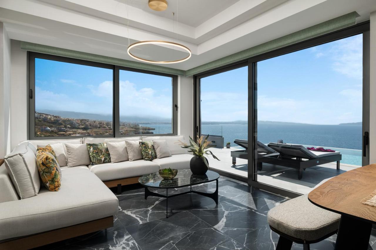 Nefelia Luxury Private *