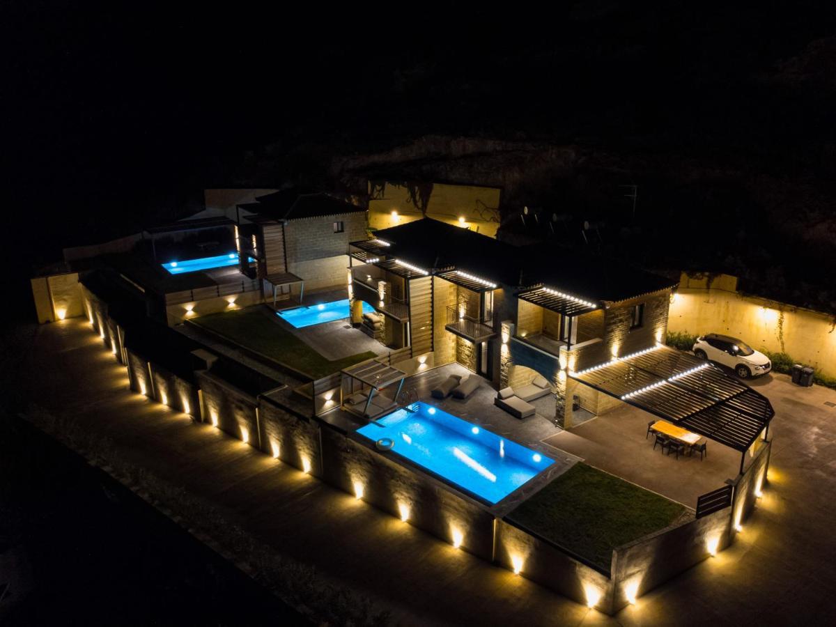 Mani Theasis Villa