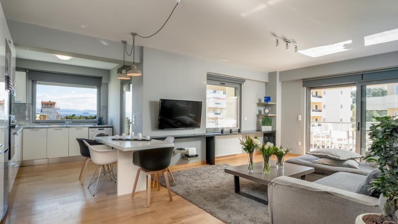 Luxury Apartment *