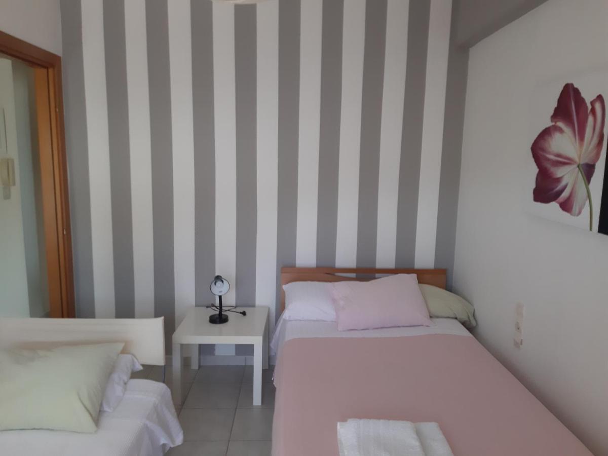 Mpoza Appartments * Patras