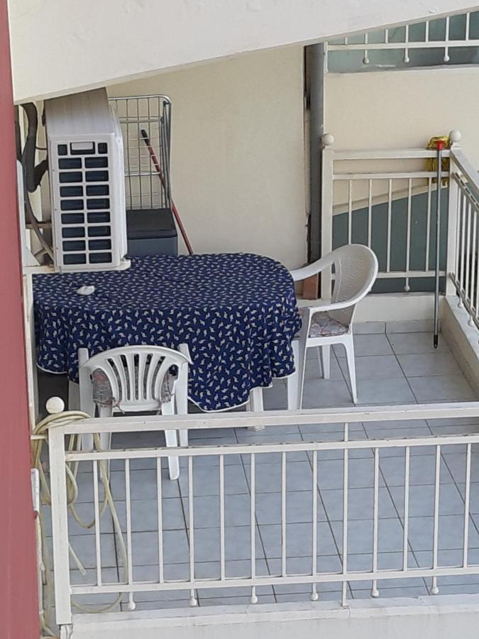 Mpoza Appartments * Patras