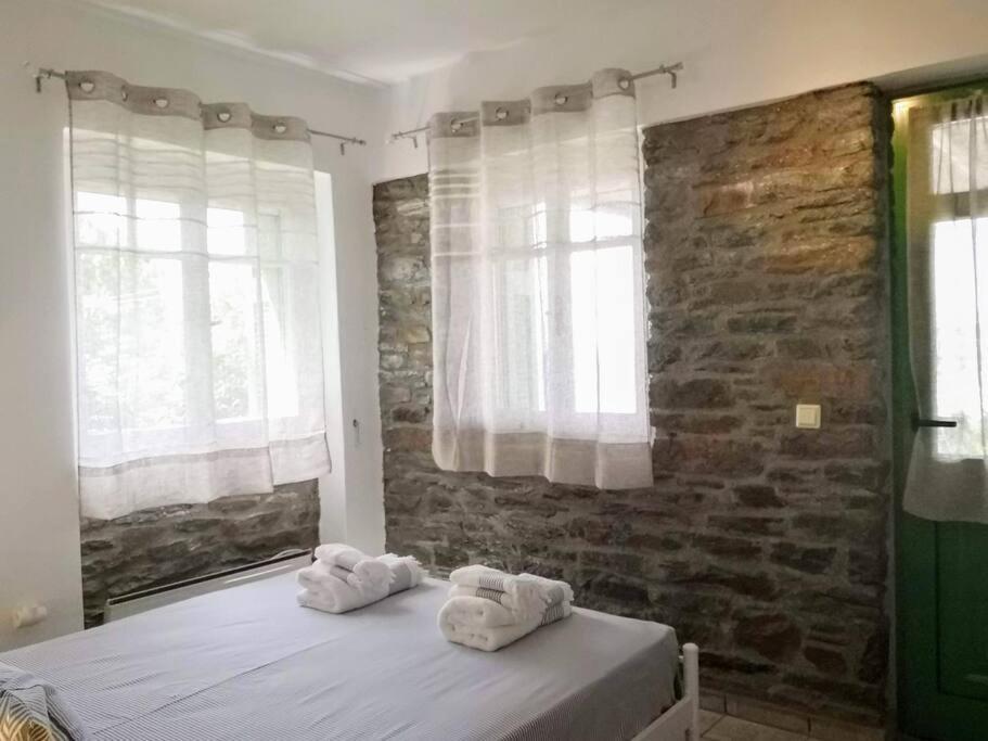 Holiday home Zenios Andros-cycladic House Overlooking Batsi Bay