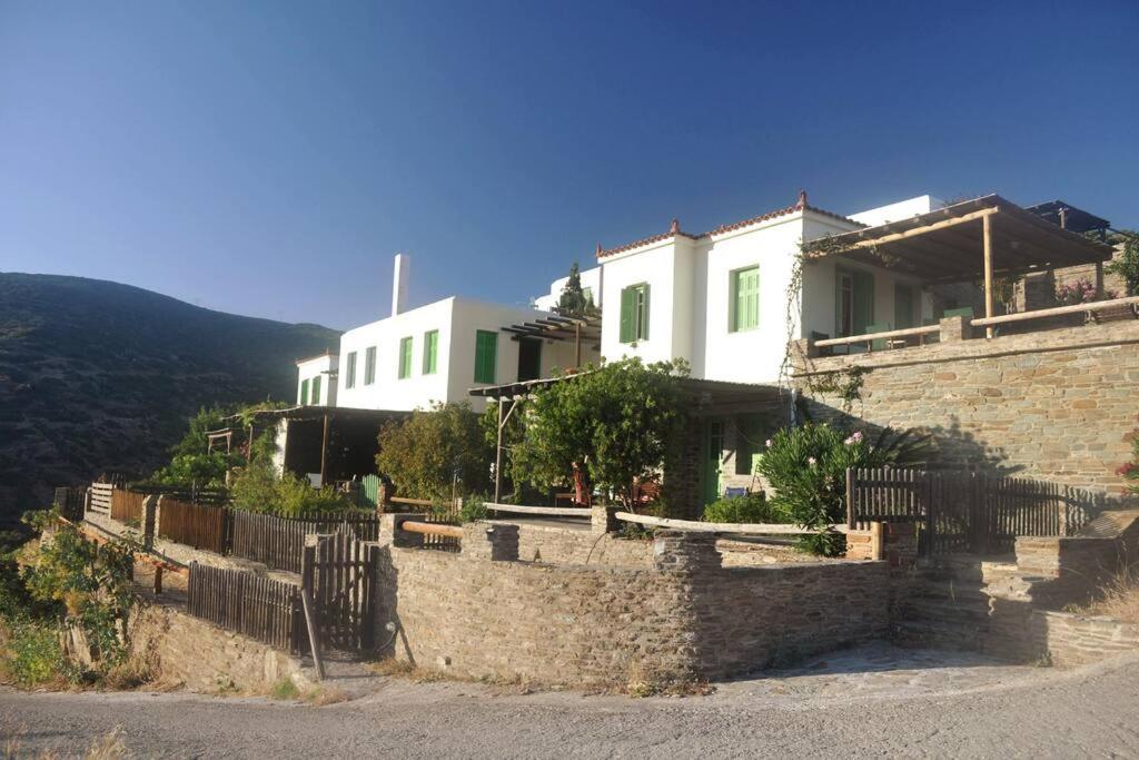 Holiday home Zenios Andros-cycladic House Overlooking Batsi Bay