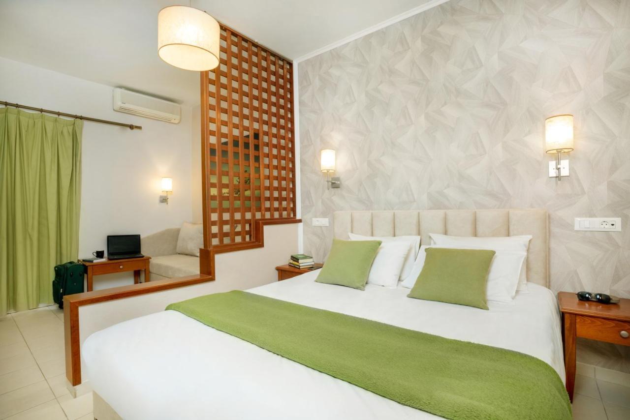 Philoxenia & Aparthotel