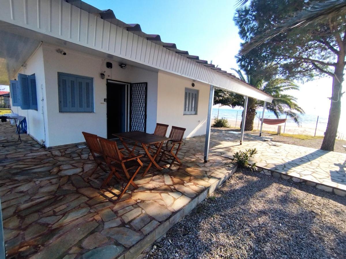 Beachfront 2br Garden Bbq Seaview Quietretreat * Missolonghi