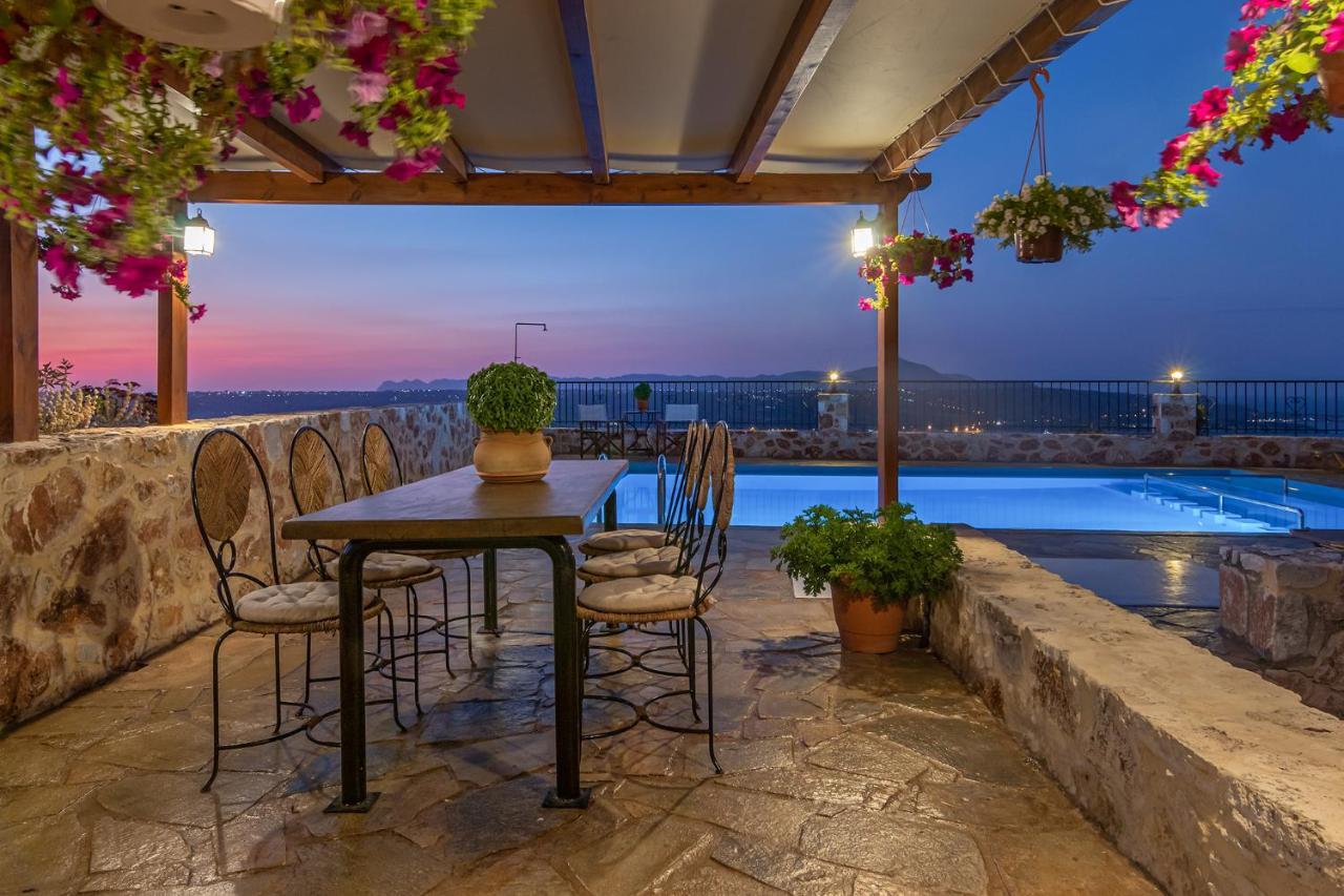 Villa Thea In Aptera *