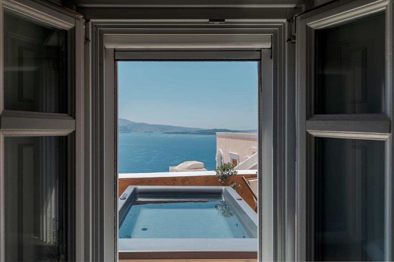 Oasis With Caldera View Oia (Santorini)
