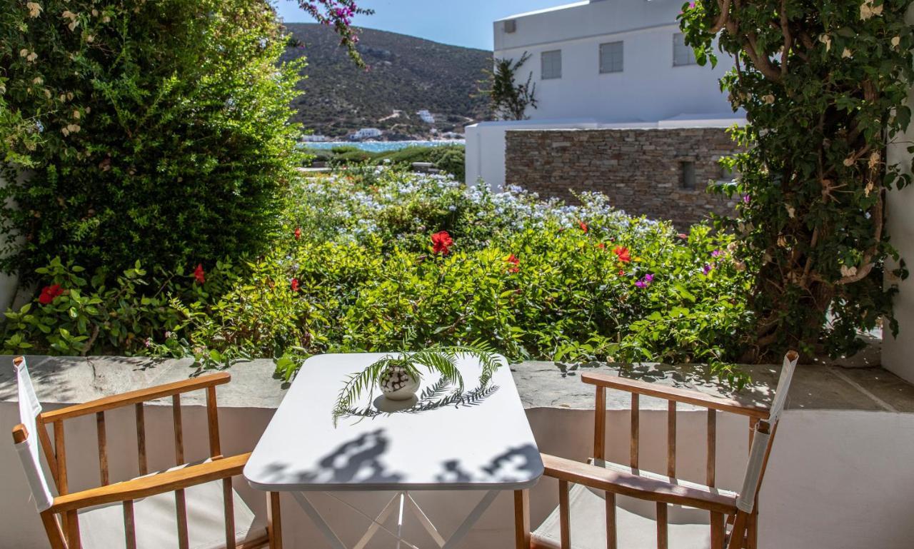 Elies Vathi (Sifnos)