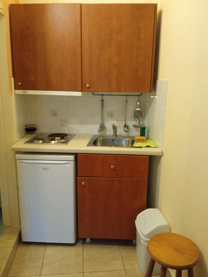 Kouvaras Apartment