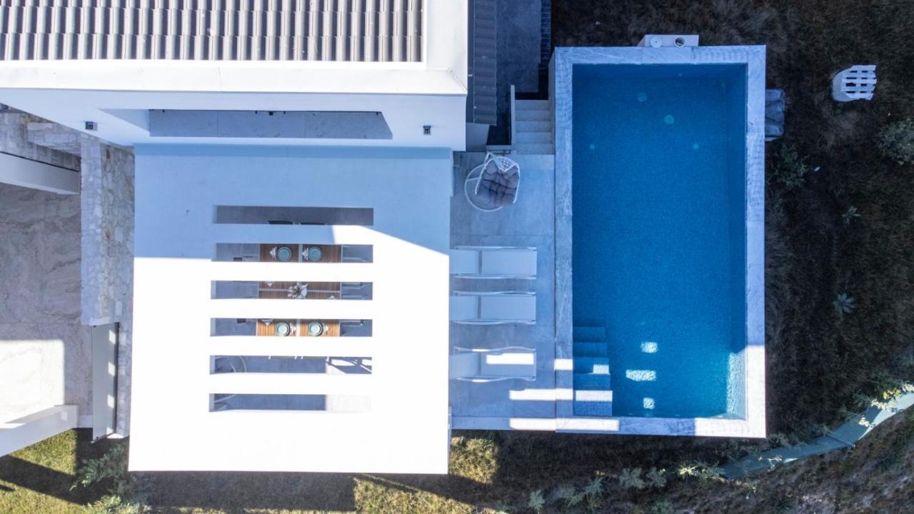 Villa Panoramic #1 *