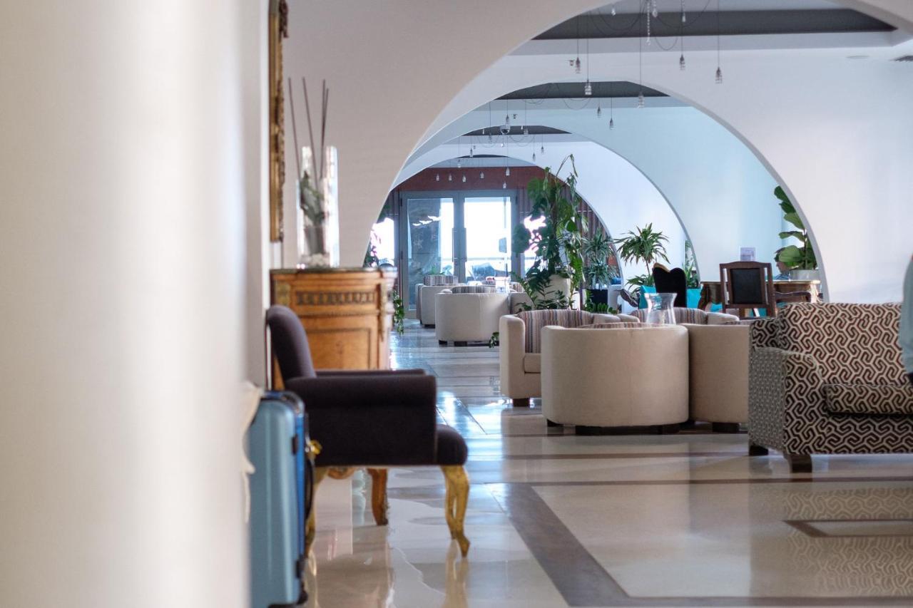 Hotel Glaros 4*