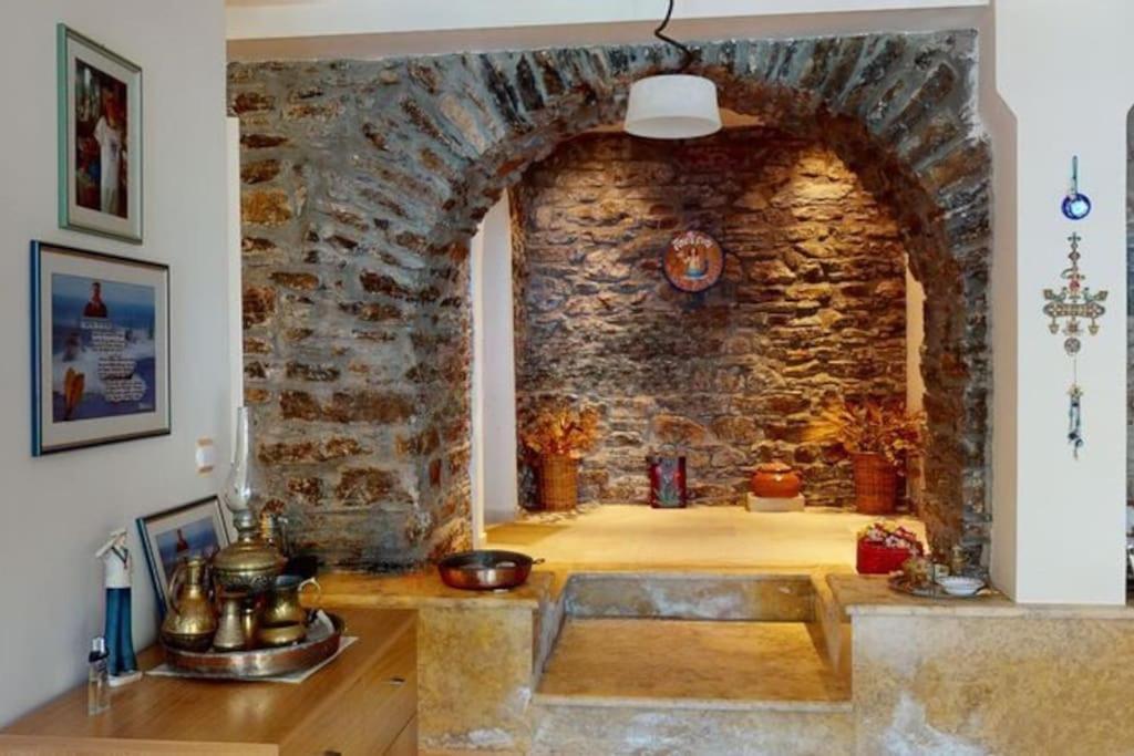 Mia's House Sounion