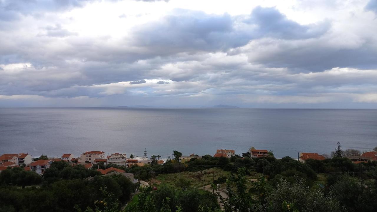 Apartment Naiad Poros (Kefalonia)