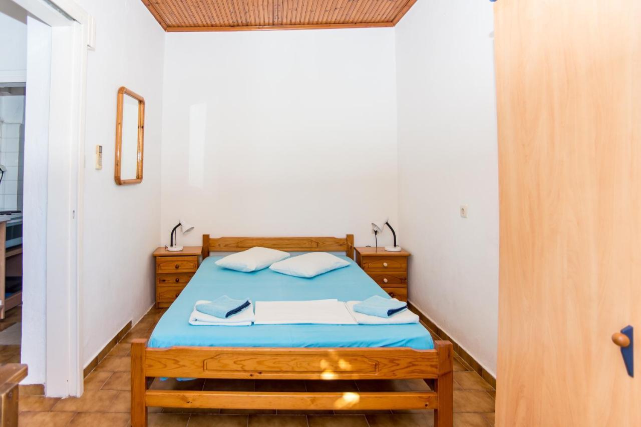 Aparthotel Blue White Apartments - Kefallonia Poolside Retreats 3*