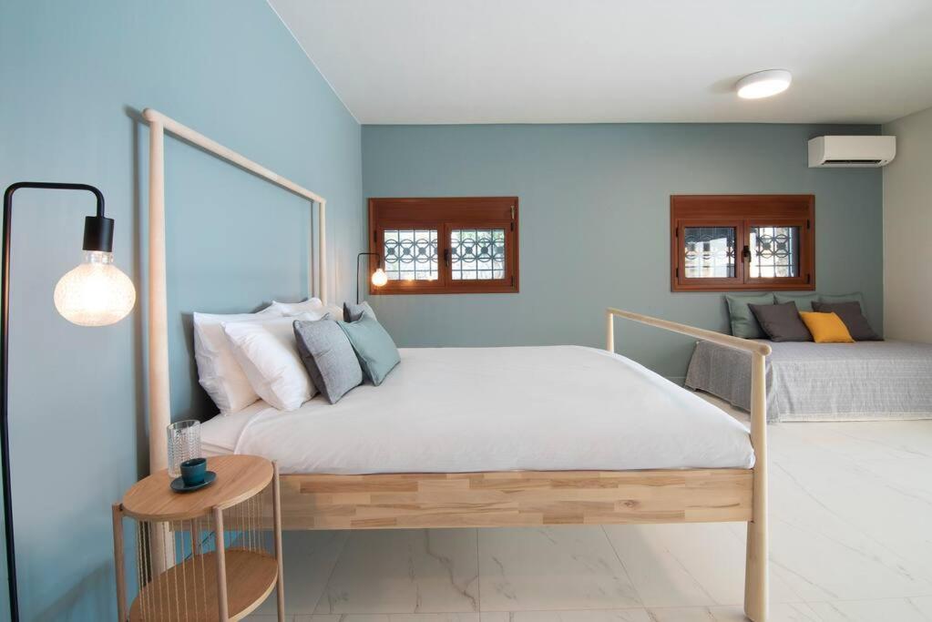 Lion Villa *