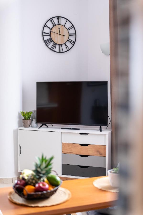 νμβ Anissaras Coastal Getaway Apartment *