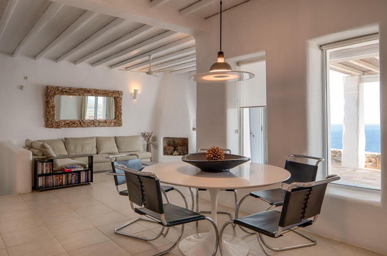 Elegant Seaside Villa, Great Views, Infinity Pool, Lia, Mykonos