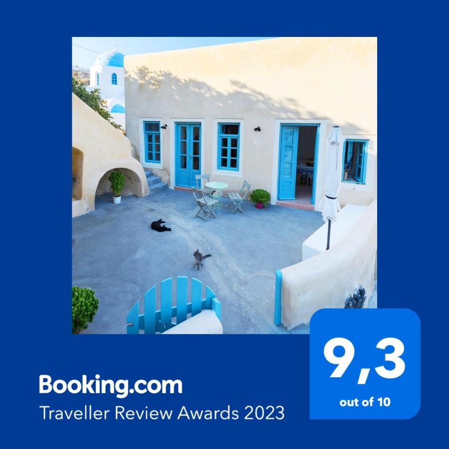 Santorinio Yellow House *