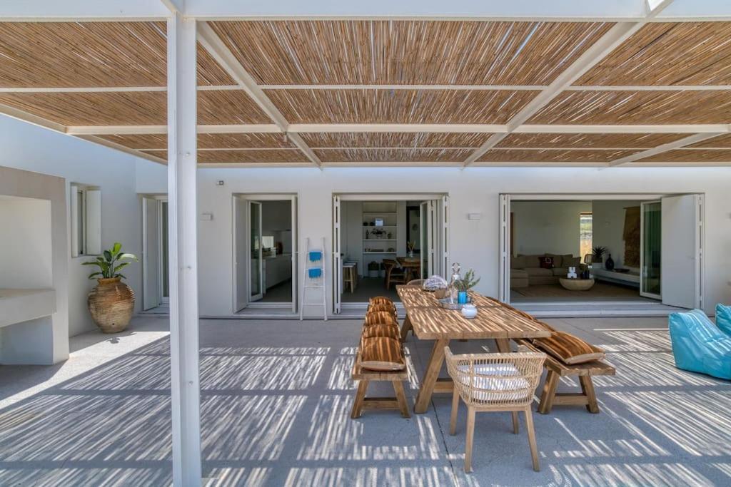 Lampsi - Spacious & Modern Villa *