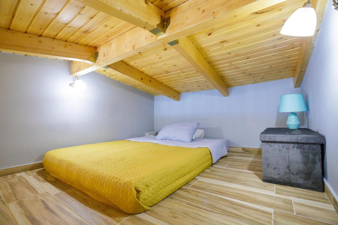 Maritinas Sea View - Happy Apartment Katakolo