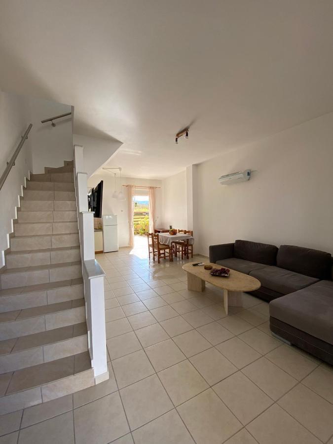 Acrogiali Holiday home *
