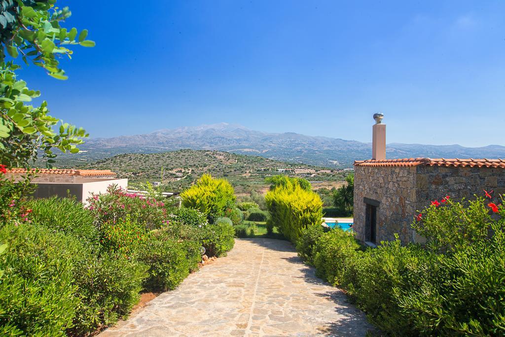 Aparthotel X Village 3*