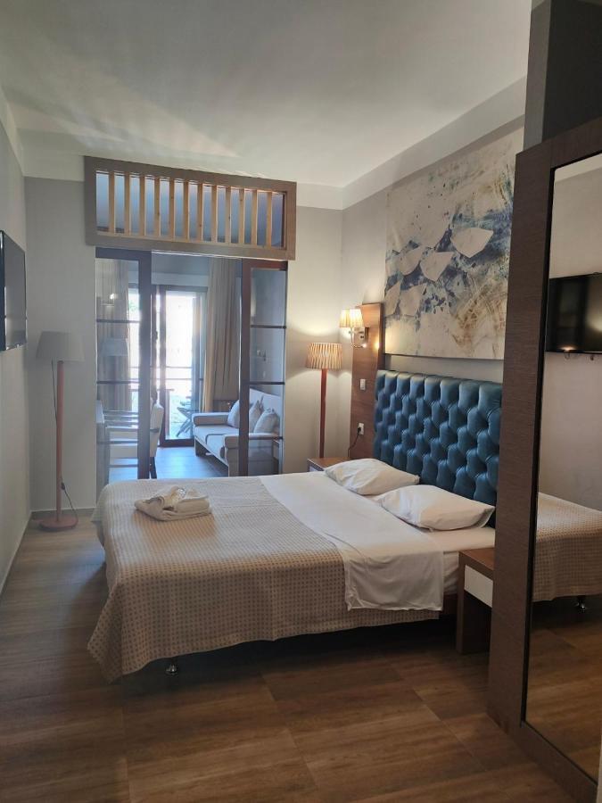 Opera Blue Corfu Gouvia