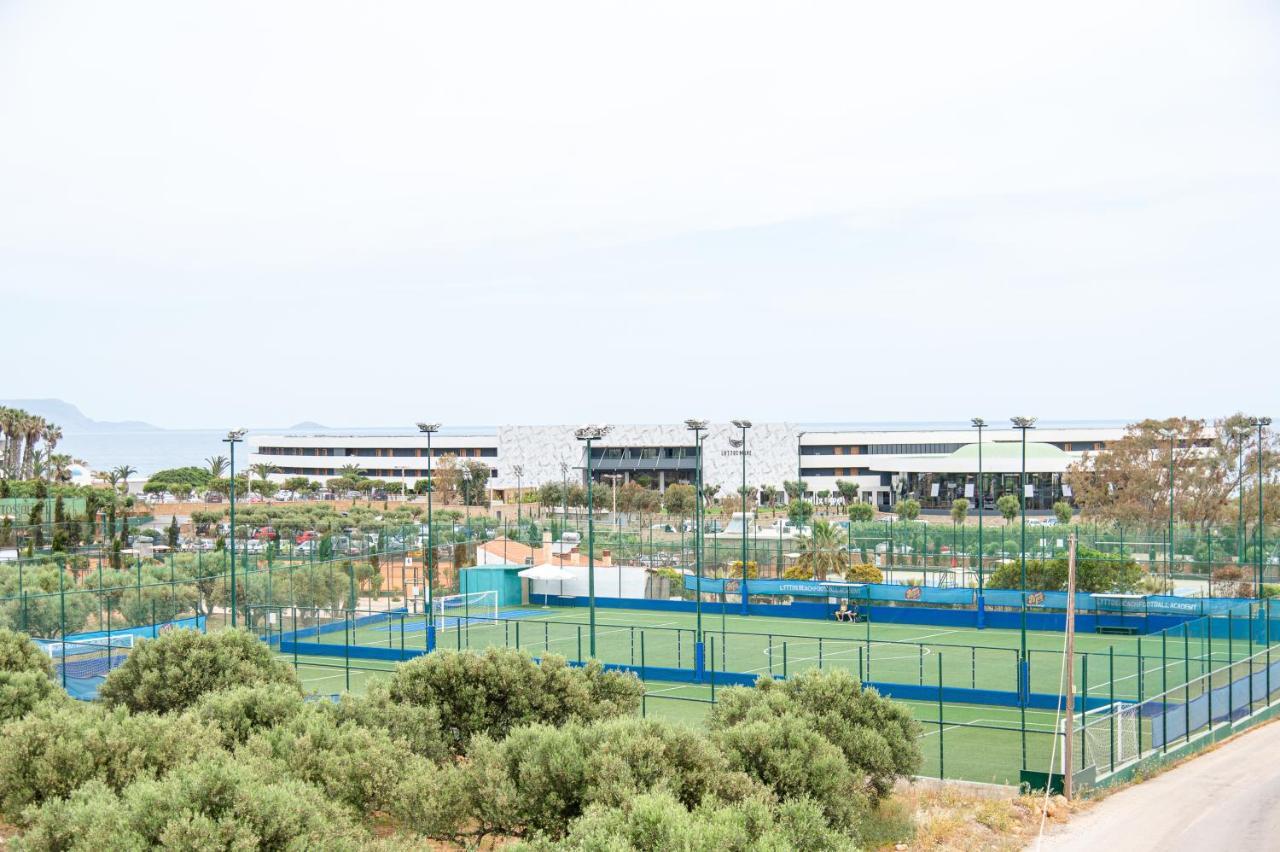 νμβ Anissaras Coastal Getaway *