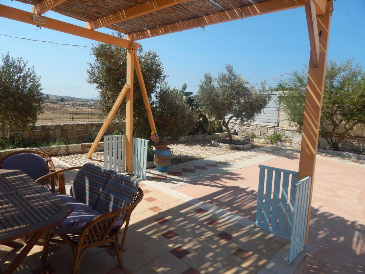 Armonia Studios, & Bed & Breakfast Mikri Vigla