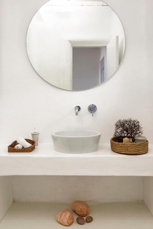 Villa Elegant Seaside Villa, Great Views, Infinity Pool, Lia, Mykonos