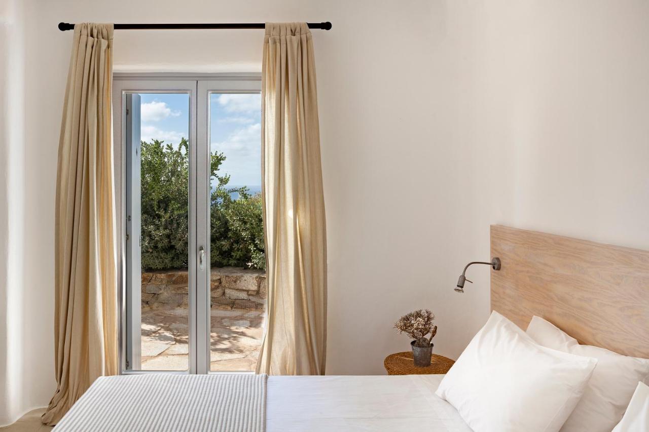 Elegant Seaside Villa, Great Views, Infinity Pool, Lia, Mykonos