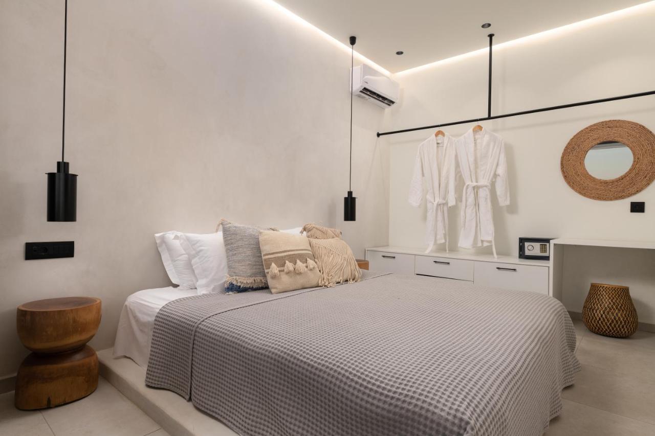Lido White Villa