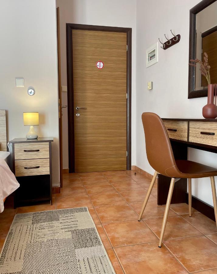 Alexandros Guest house