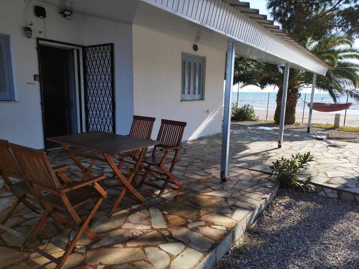 Beachfront 2br Garden Bbq Seaview Quietretreat