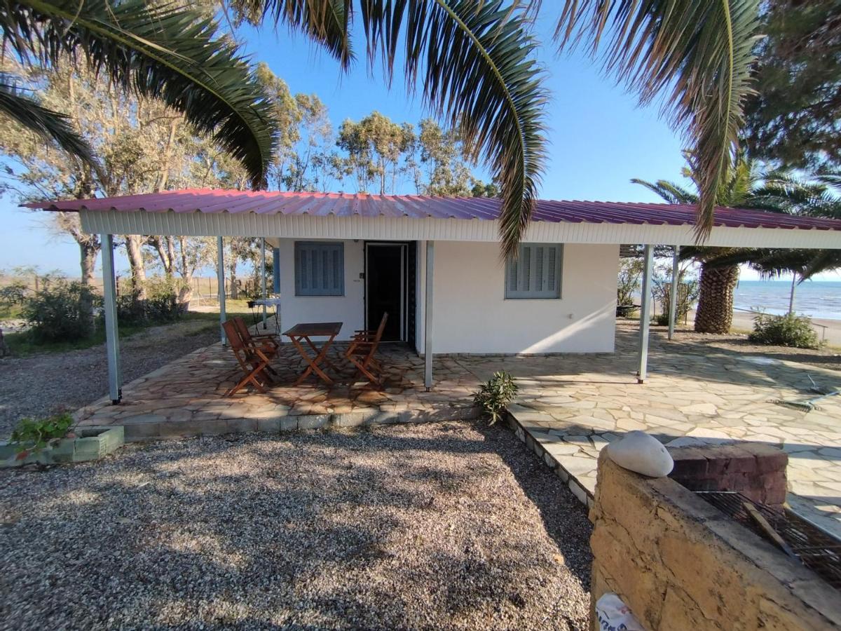 Beachfront 2br Garden Bbq Seaview Quietretreat Missolonghi