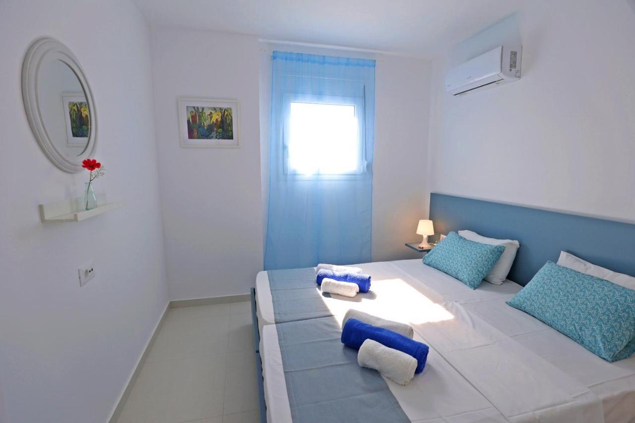 Xenos 7 With A Private Pool Near The Sea Villa