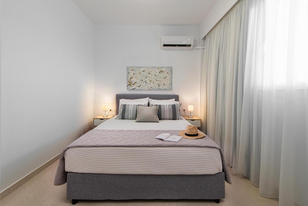 Apartment Island Hills Rhodes City