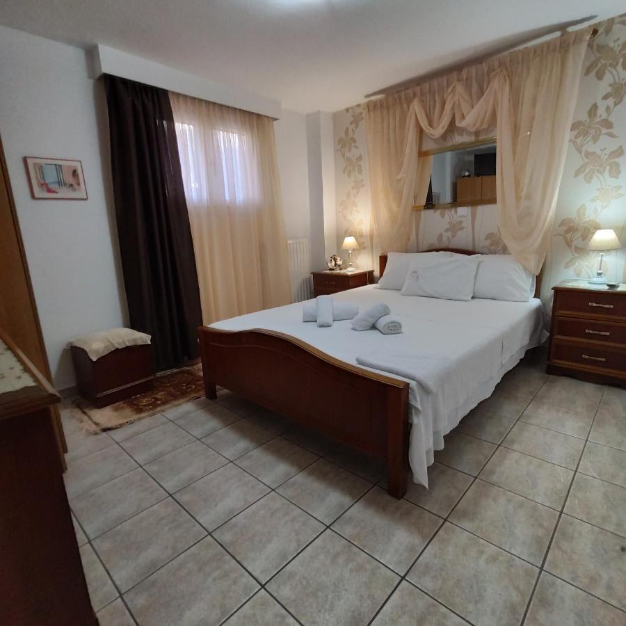 Giorgos-vera Holiday home *