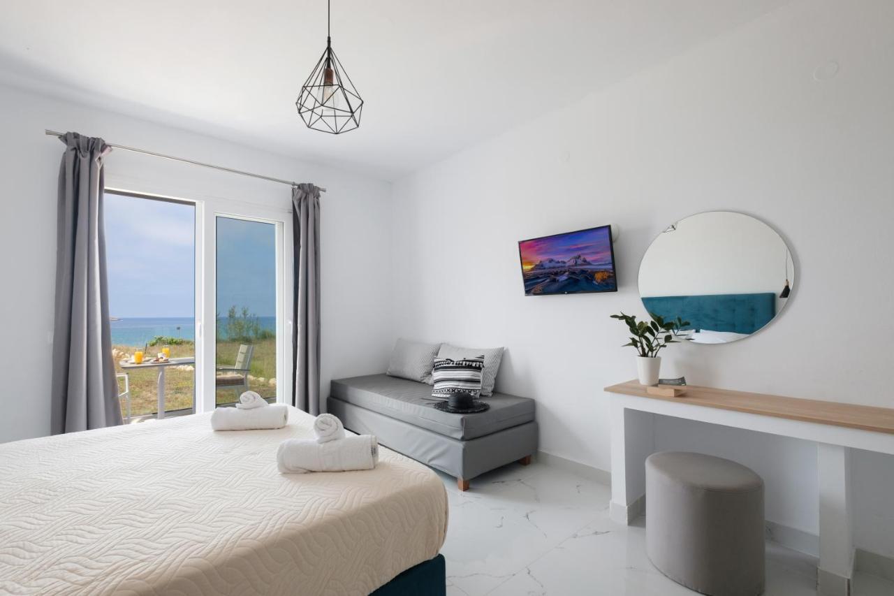 Diamond Arillas Luxury Apartment