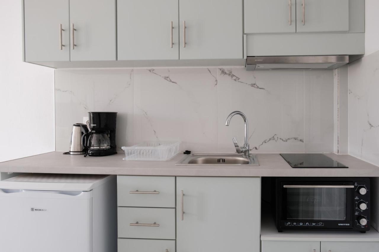 Diamond Arillas Luxury Apartment