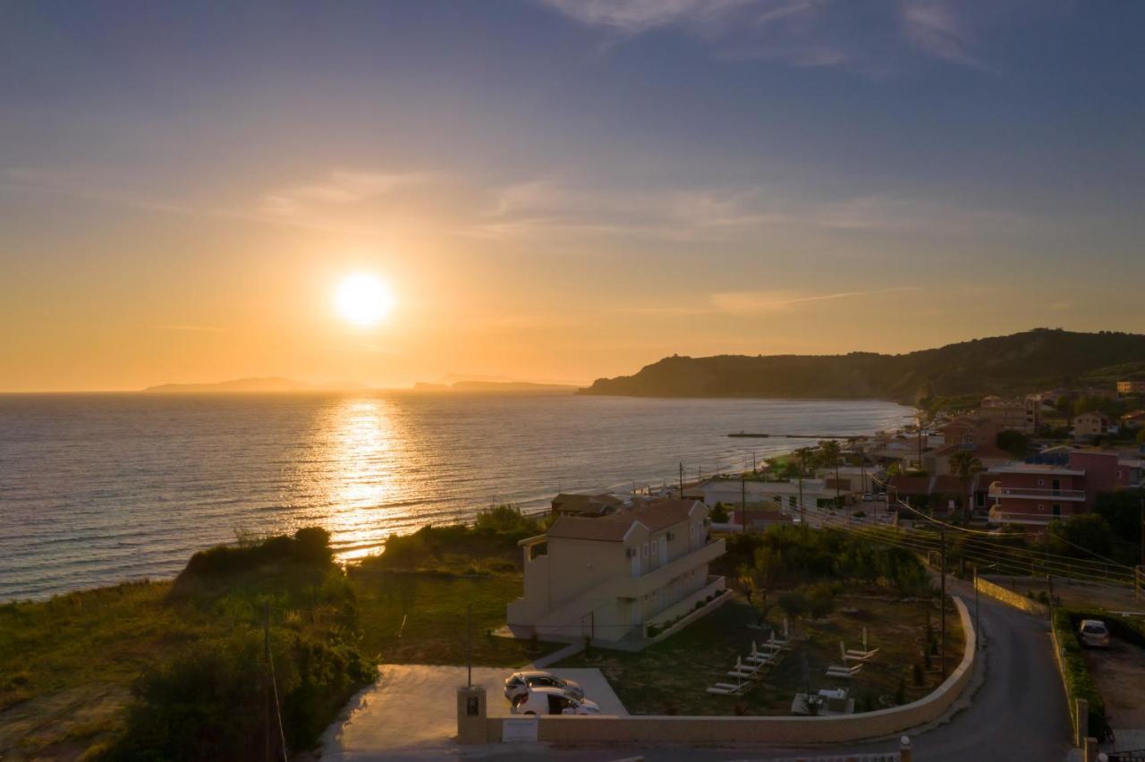 Diamond Arillas Luxury Apartment