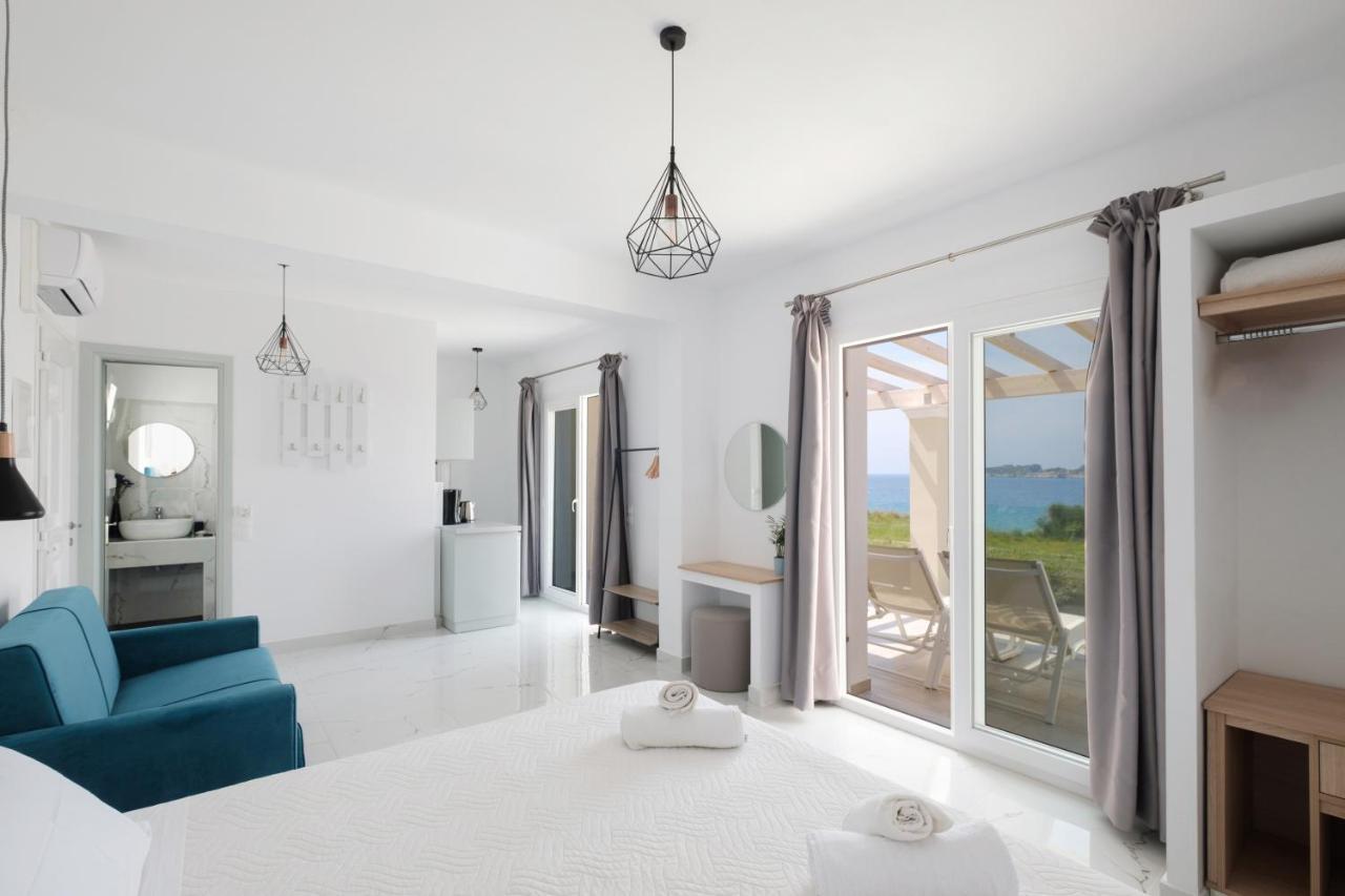 Diamond Arillas Luxury Apartment