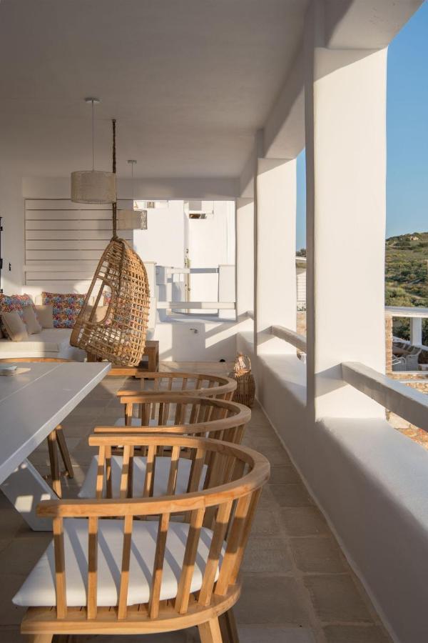 Luxury Paros Villa Villa Ianthe Striking Beauty 4 Bedrooms Glisidia *