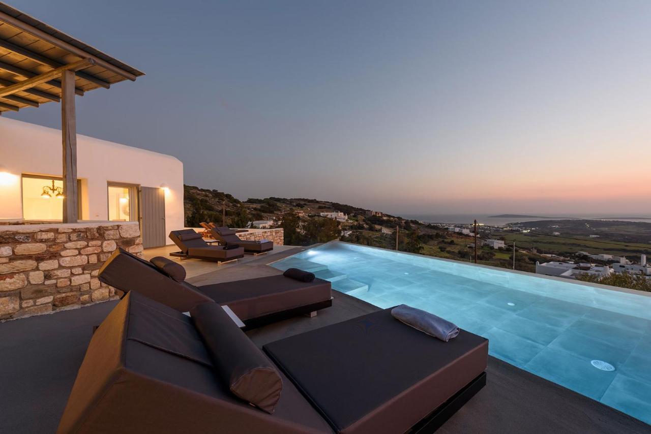 Sunset Villa *