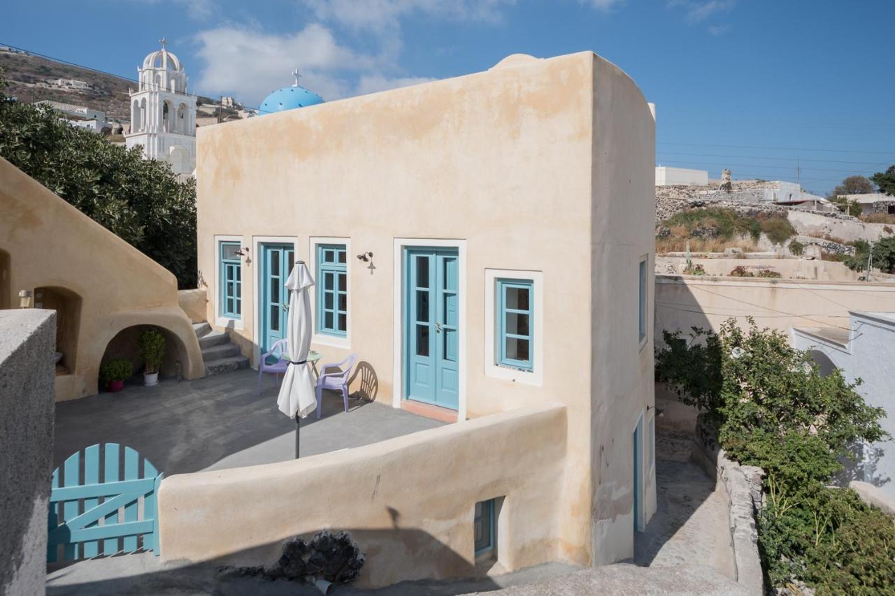 Santorinio Yellow House Exo Gonia