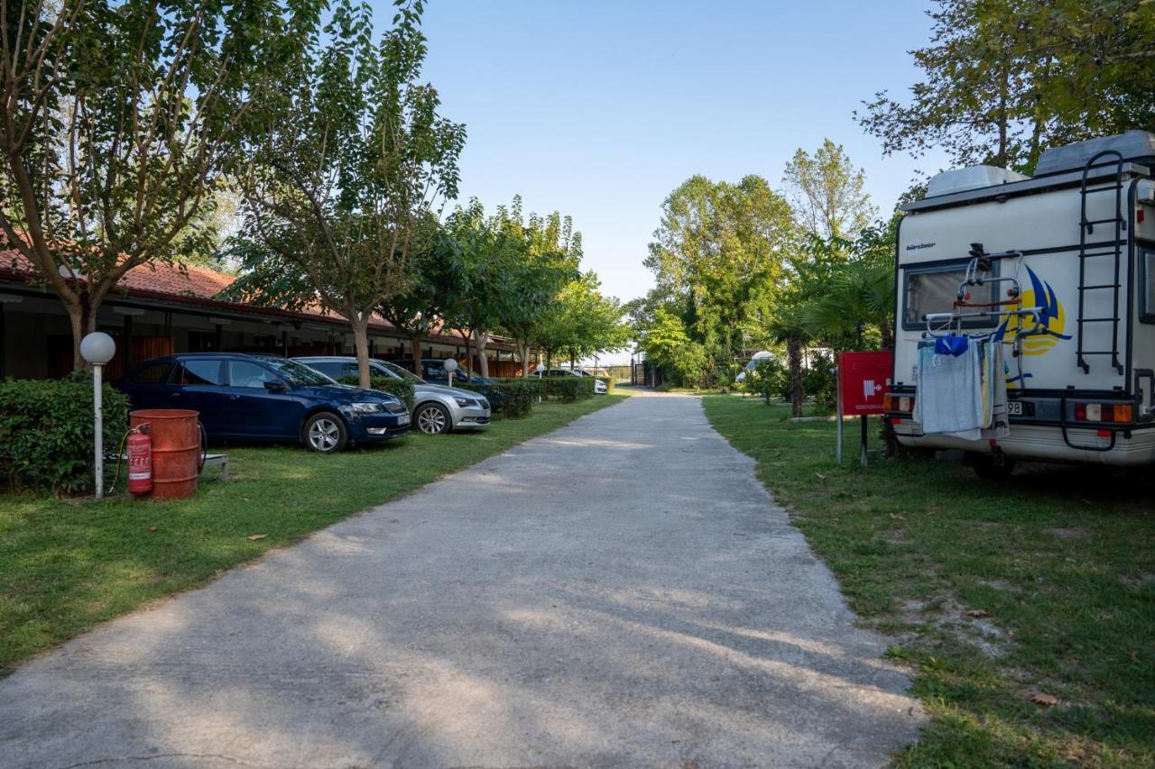 Luxury tent Camping Stolos *
