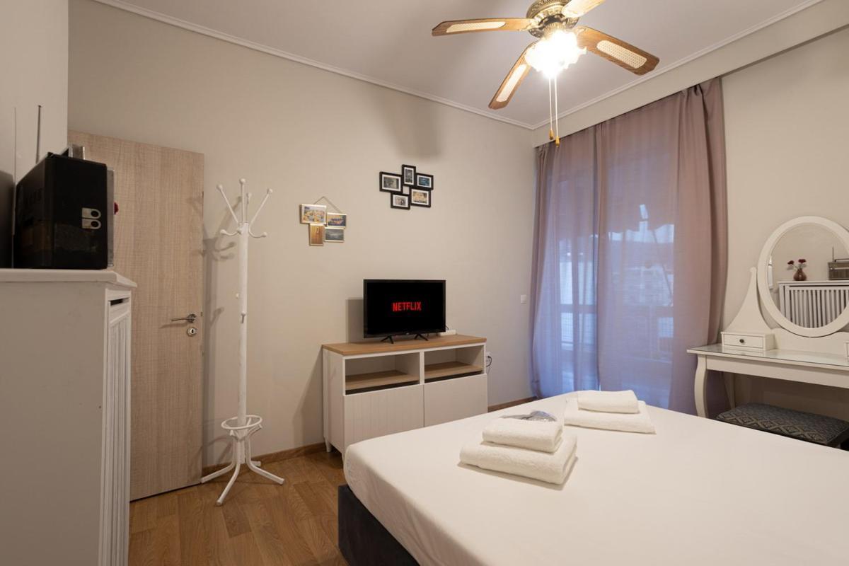 Glyfada Golf Fourth Floor Apartment