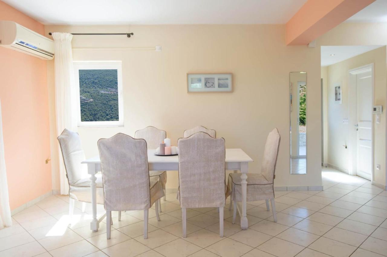 Eione-thaleia * Sivota (Lefkada)