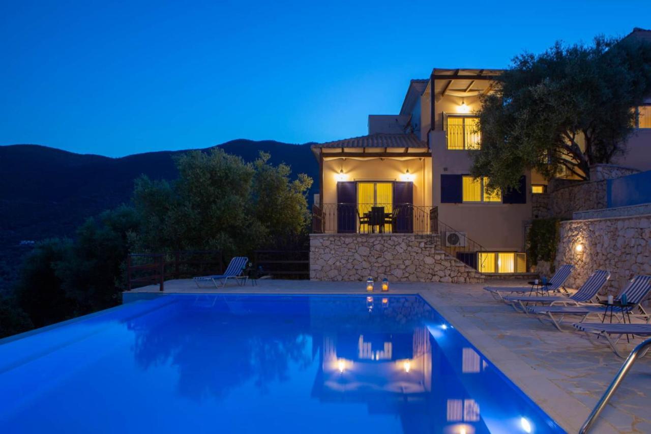 Eione-thaleia Villa *